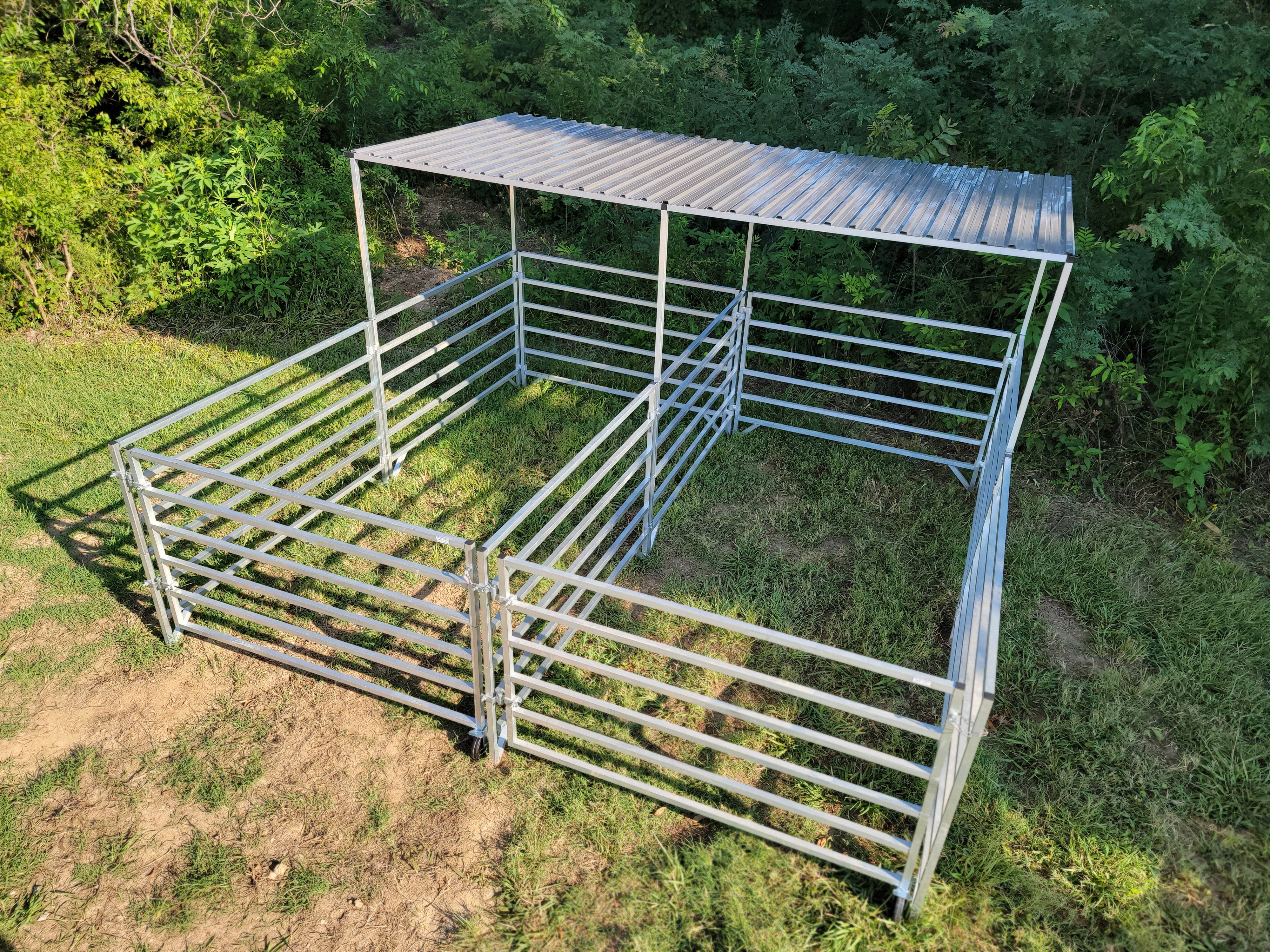 Aluminum 5 Ft X 10 Ft 6 Rail Add-On Stall Kit with Canopy (3 Panels, 1 Gate, 1 Canopy)