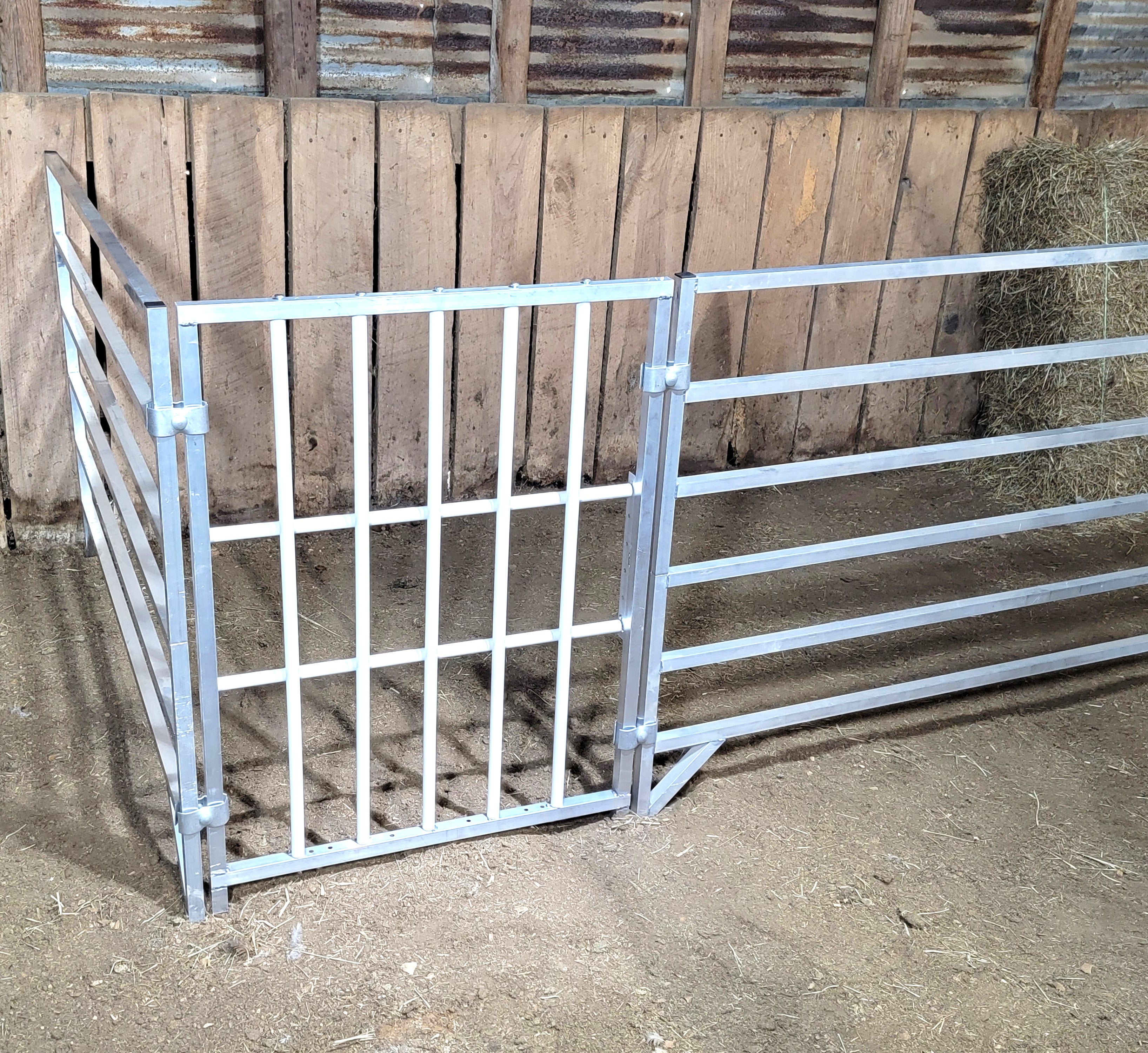 Aluminum 30-Inch-Long by 40-Inch-Tall Sheep & Goat Lamb & Kid Creep Feeding Panel