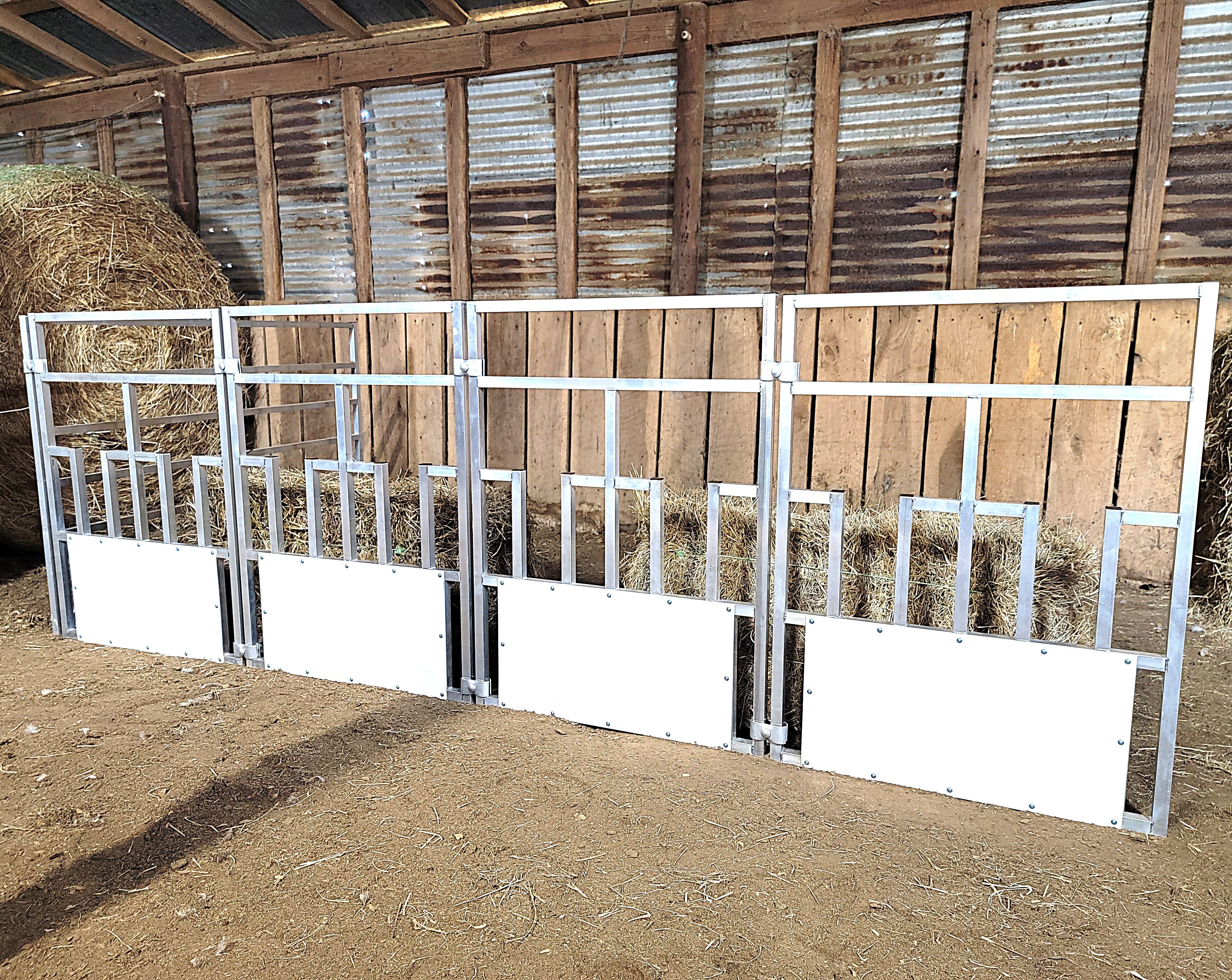 Aluminum 30-Inch-Long by 40-Inch-Tall Sheep & Goat Tombstone Style Feeding Panel Hay