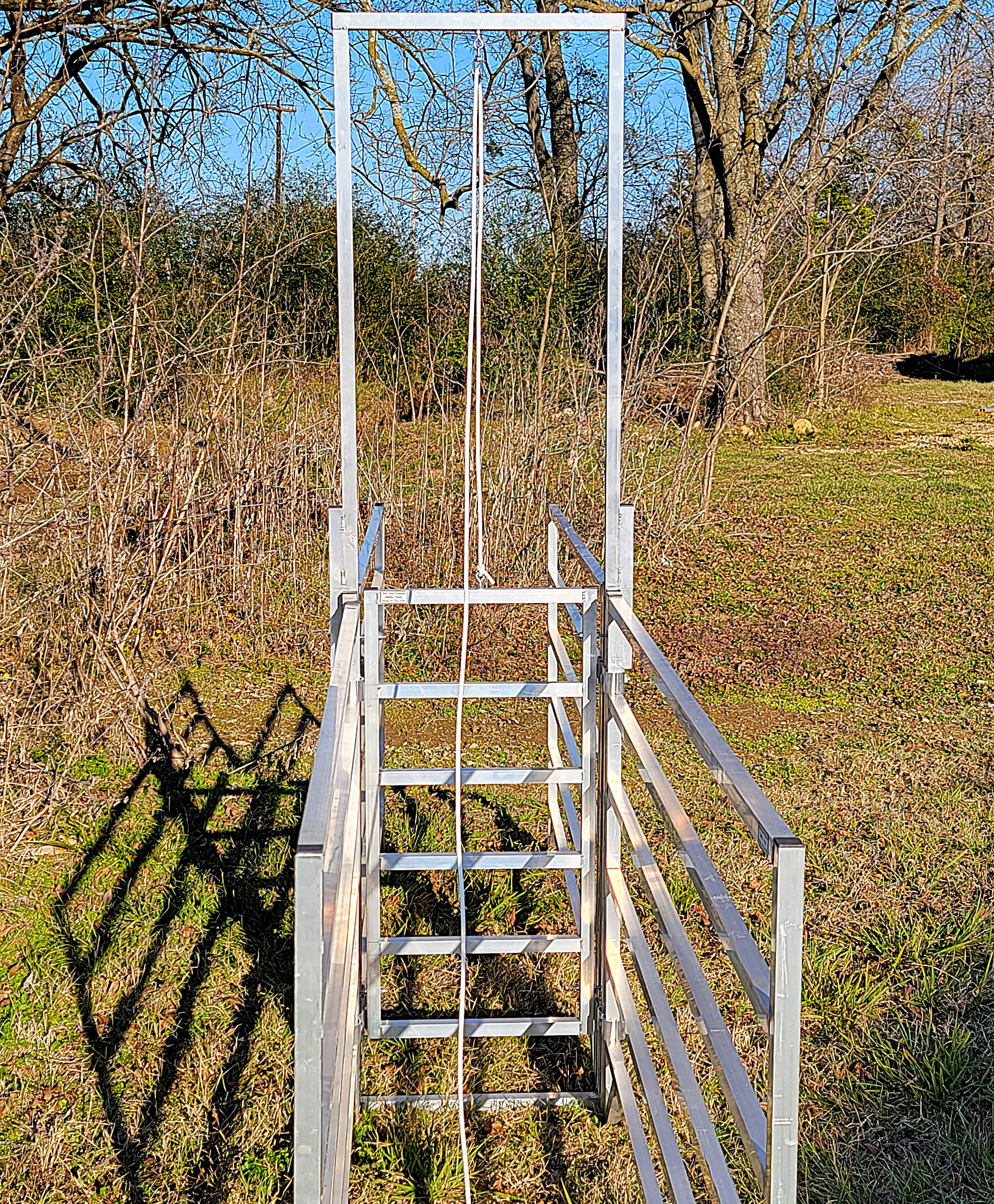 Aluminum 80-Inch-Tall Sheep & Goat Guillotine Stop Gate for Sorting Alley & Pen Systems