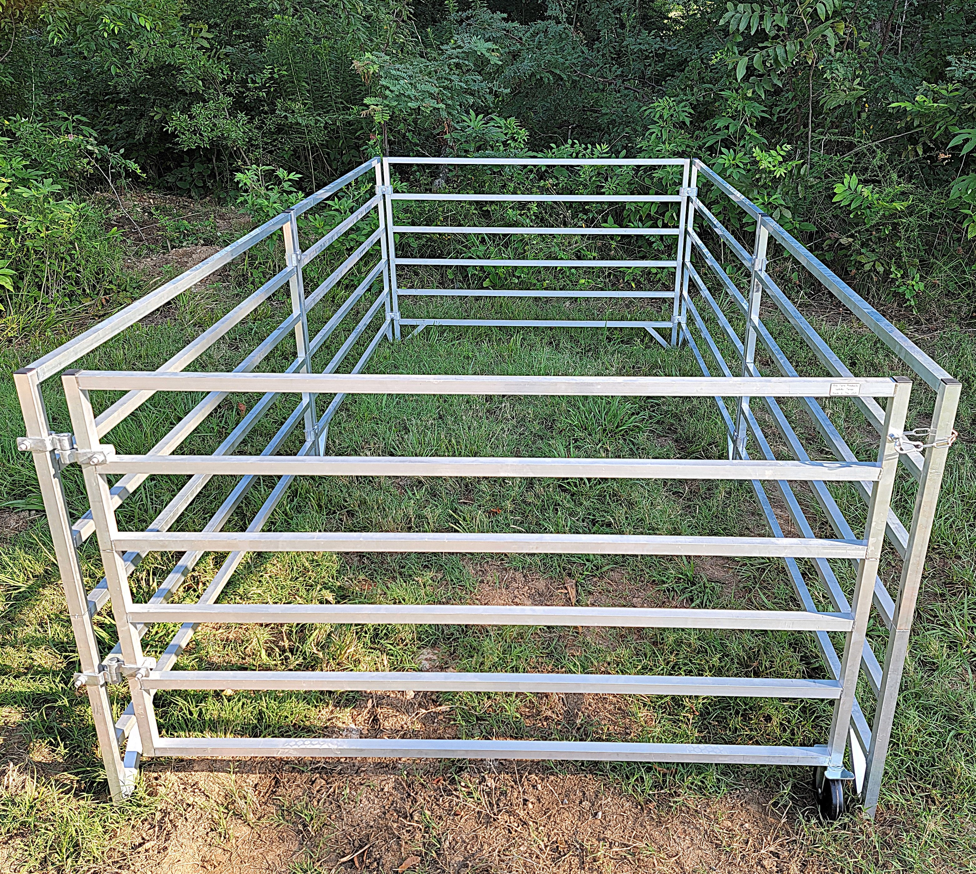 Aluminum 5 Ft X 10 Ft 6 Rail Stall Kit (5 Panels, 1 Gate)