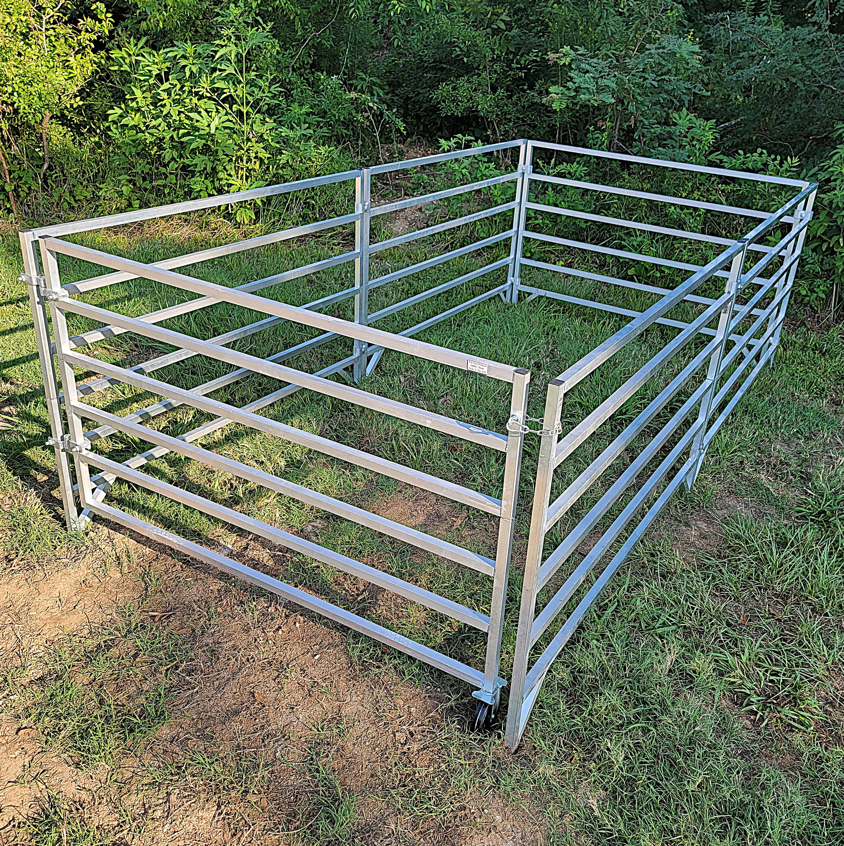 Aluminum 5 Ft X 10 Ft 6 Rail Stall Kit (5 Panels, 1 Gate)