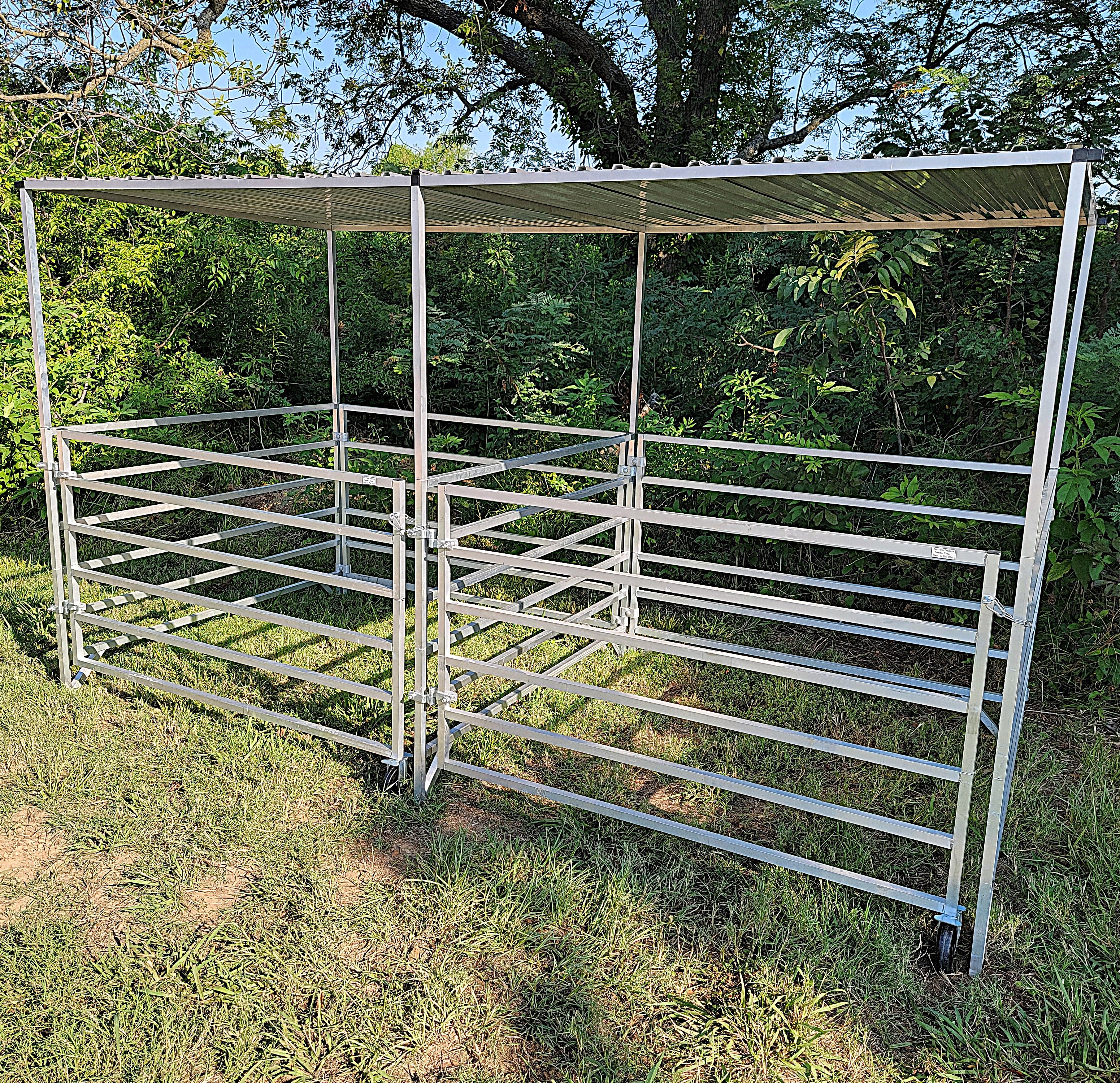 Aluminum 5 Ft X 5 Ft 6 Rail Add-On Stall Kit with Canopy (2 Panels, 1 Gate, 1 Canopy)