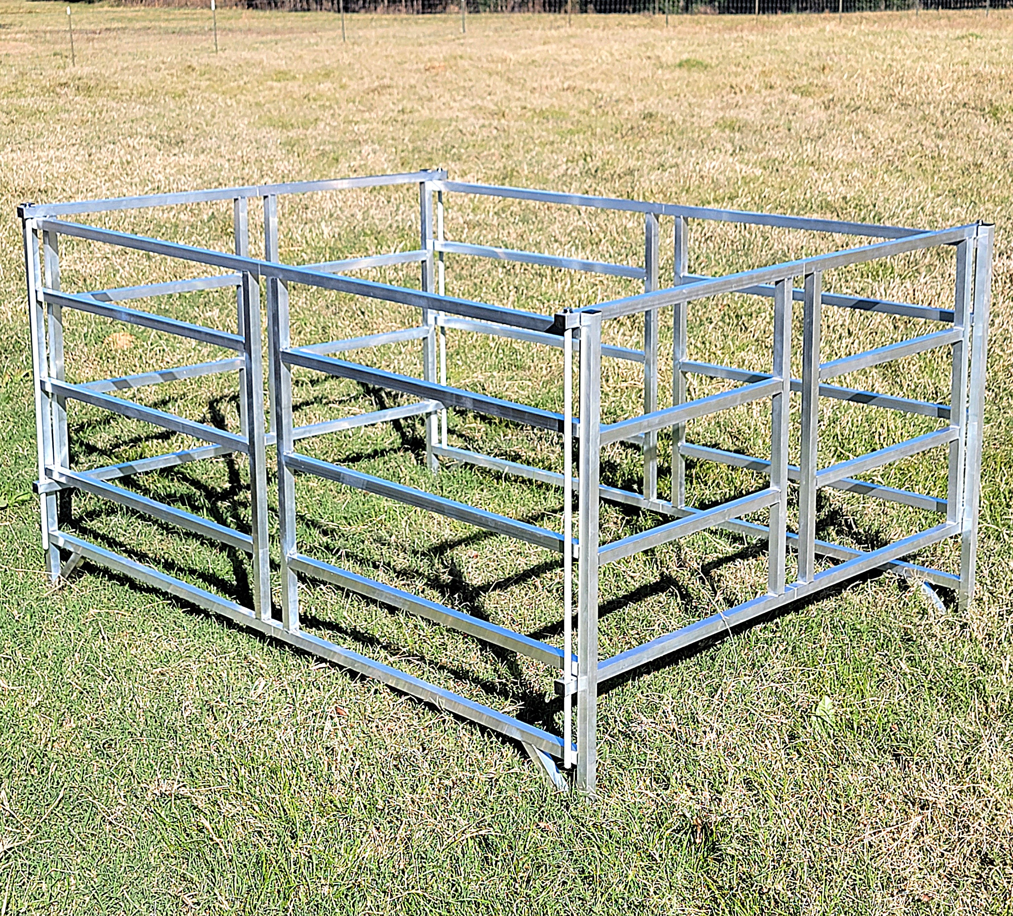 Collapsible Sheep & Goat Aluminum Round Hay Bale Feeder for 4X4, 4X5, & 4X6 Bales Llama Alpaca