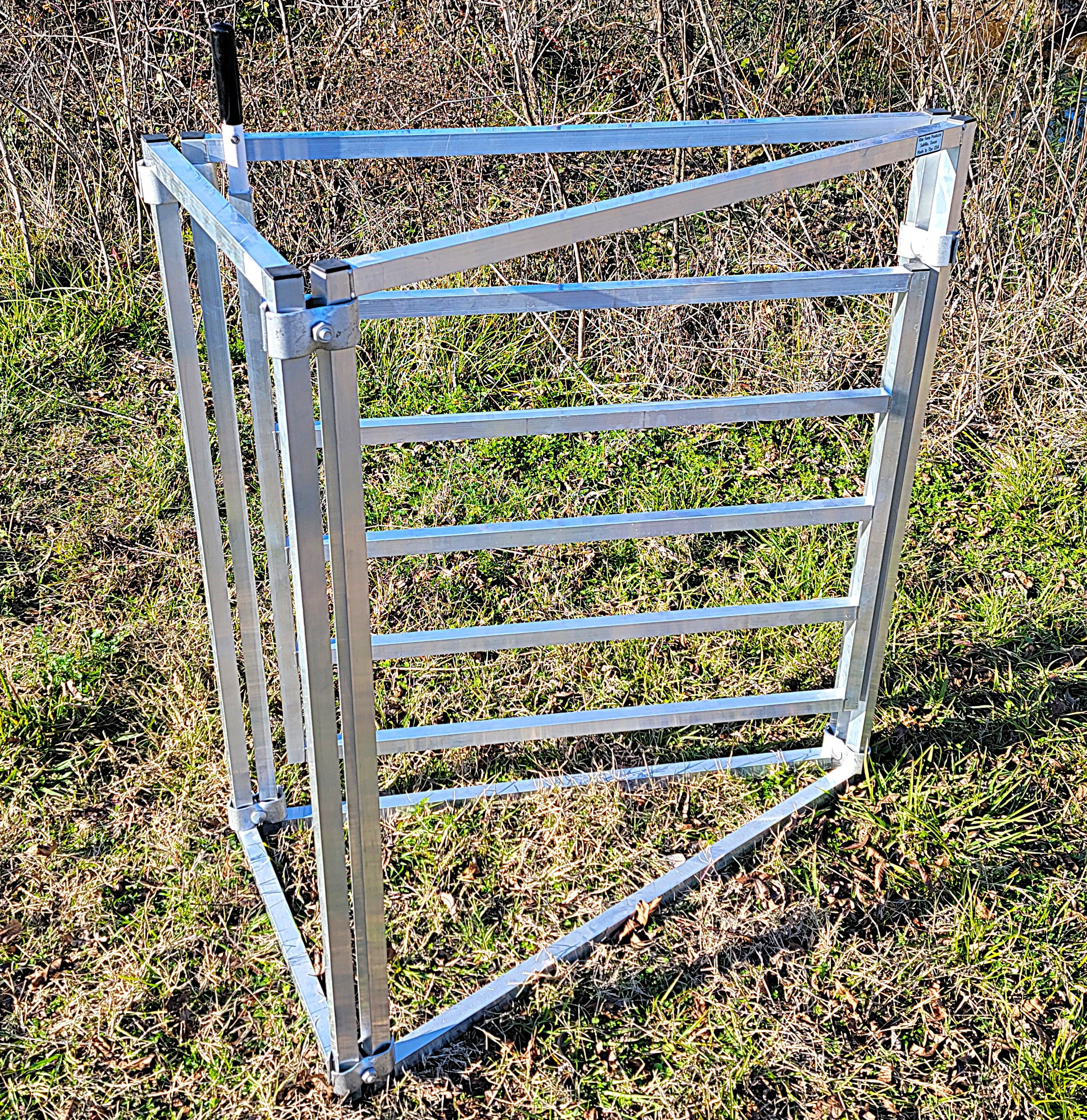 Aluminum 40-Inch-Tall Sheep & Goat 2 Way Sorter gate for Sorting Alley & Pen Systems