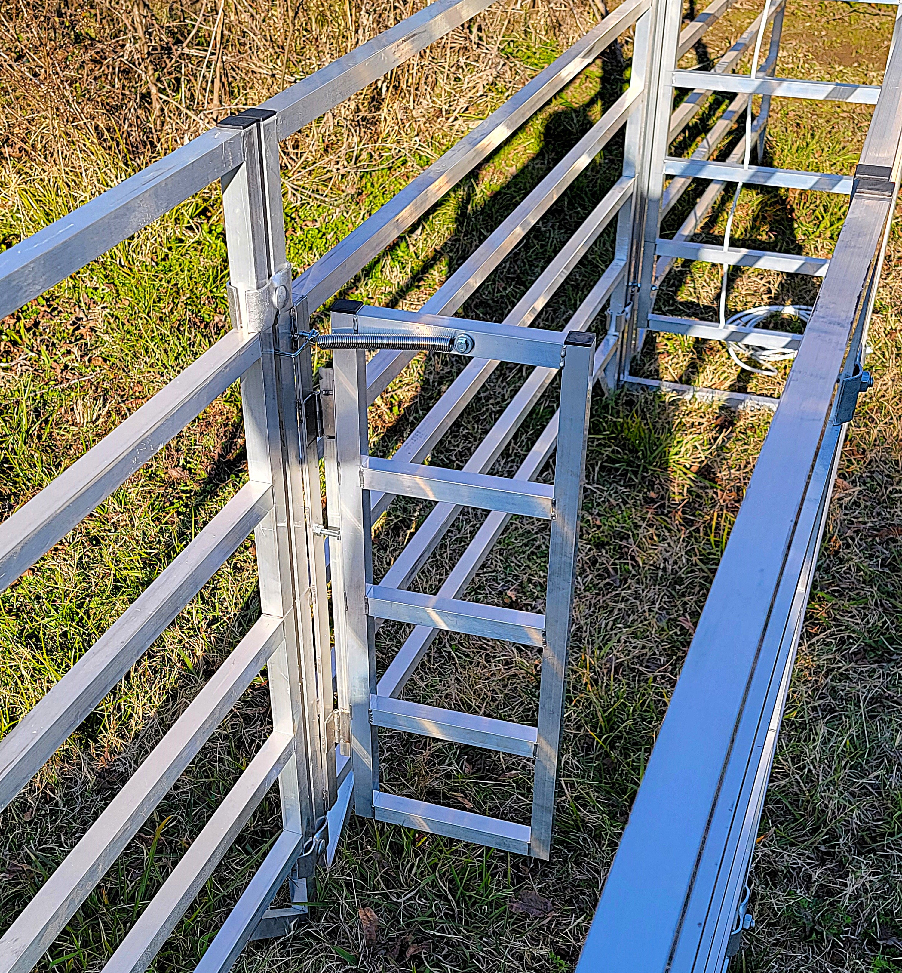 Aluminum Sheep & Goat Anti Backup Gate for Sorting Alley & Pen Systems